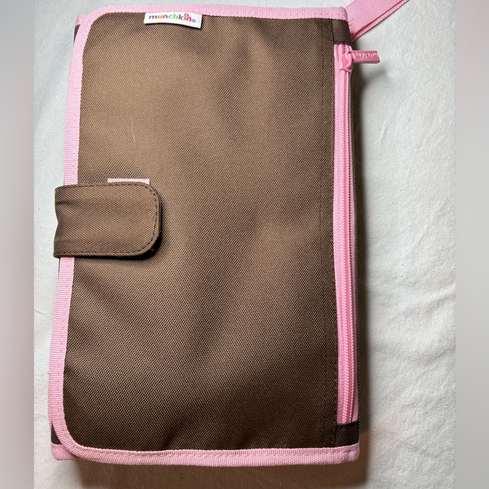 Munchkin Diaper Change Travel Kit